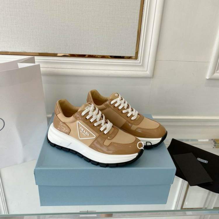 Picture of Prada Shoes _SKUPradasz34-40GDT011618804